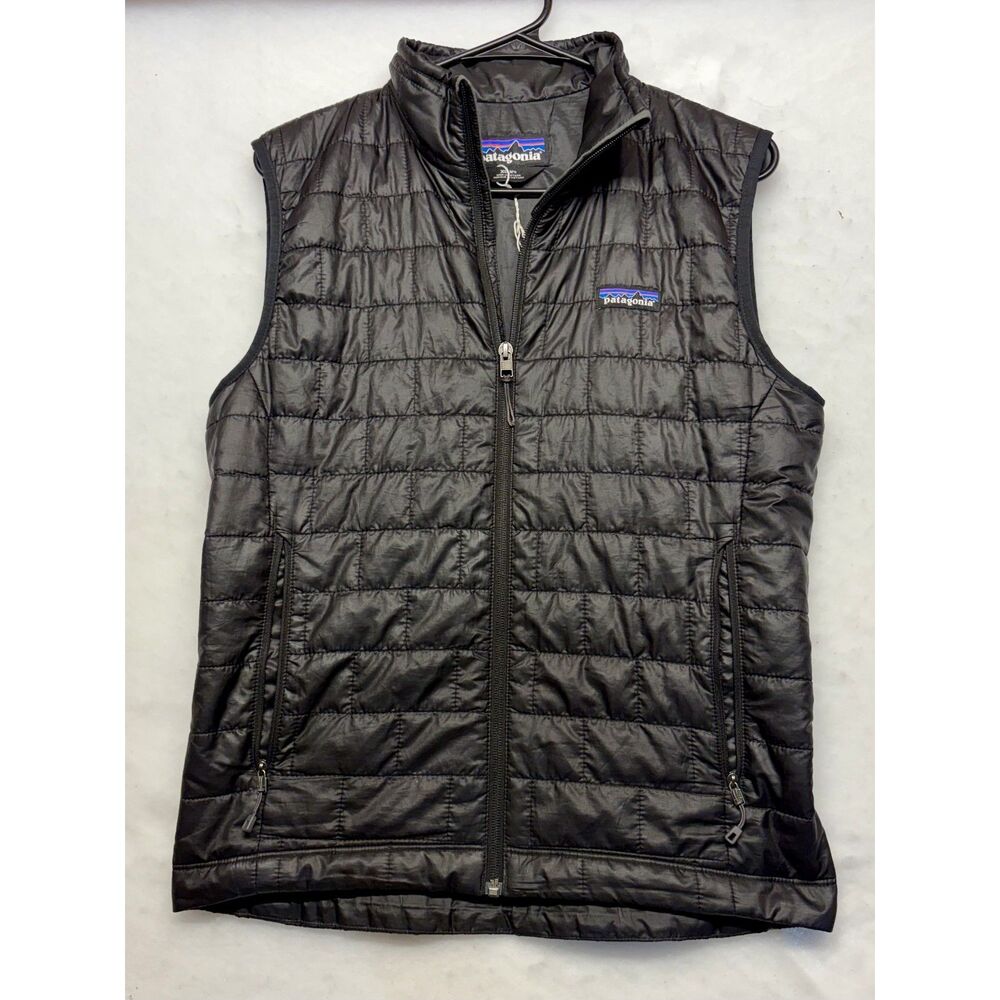 NWOT Patagonia Men's Nano Puff Vest XS Black lightweight vest